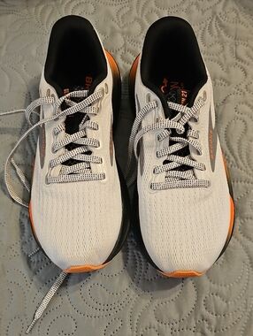 Brooks Glycerin 21 White and Orange Running Shoe-- Women's
